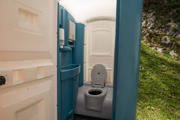 Best Portable restroom trailer rental  in Finderne, NJ