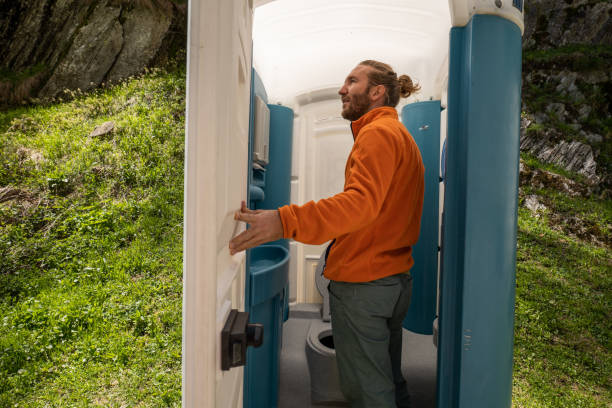 Portable Toilet Options We Offer in Finderne, NJ